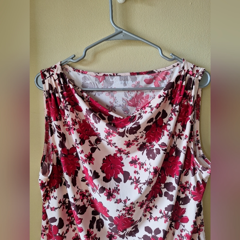 Lands End Women's Sleeveless Silky Knit Drape Front Top Sz. L/P - Picture 2 of 8
